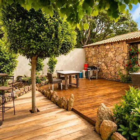 Arghjola فندق مبيت وإفطار 4*