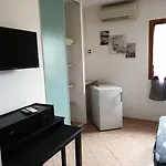 Alojamento de Acomodação e Pequeno-almoço Arghjola 4*